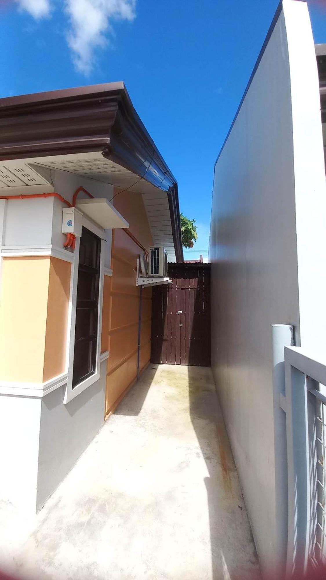 2 Bedroom House At Deca Homes Talomo Davao City Buitenkant foto