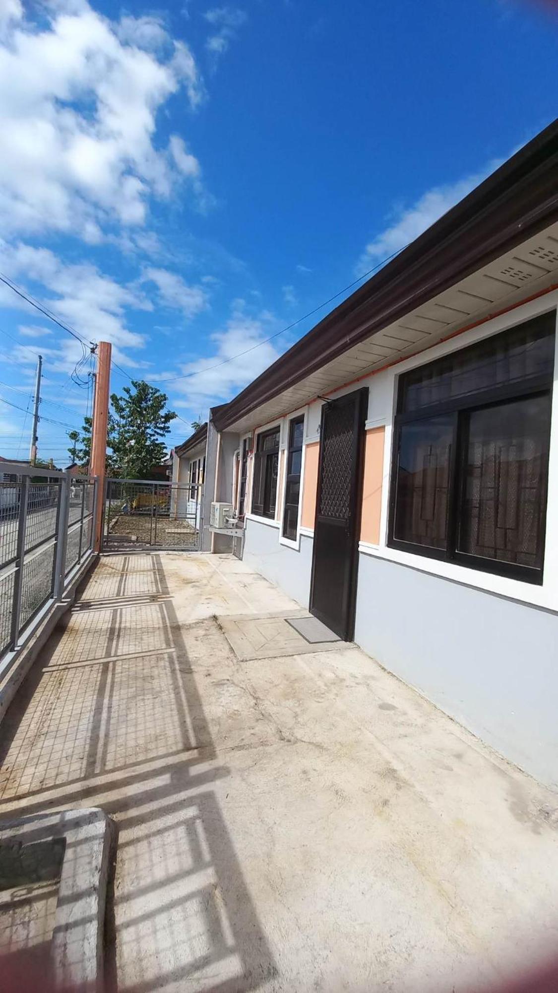 2 Bedroom House At Deca Homes Talomo Davao City Buitenkant foto